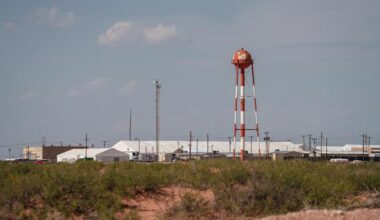 Cuban man’s death at El Paso tent camp was result of “spontaneous use of force,” ICE says