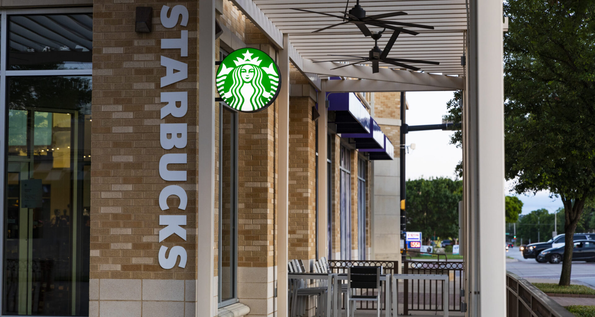 TCU Campus Store Starbucks rolls out new sales – TCU 360