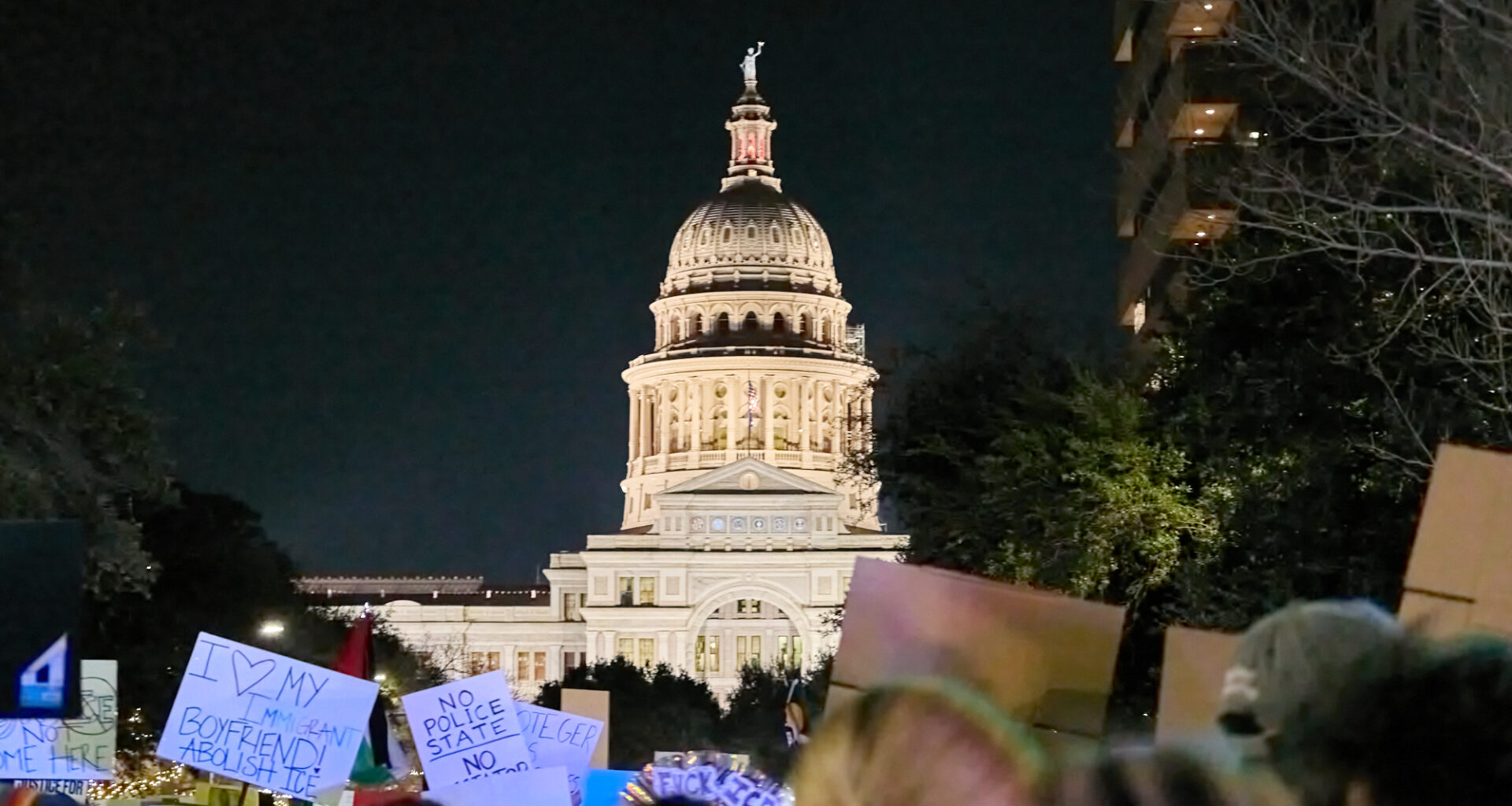 Students join Austin protest against ICE following citywide walkouts