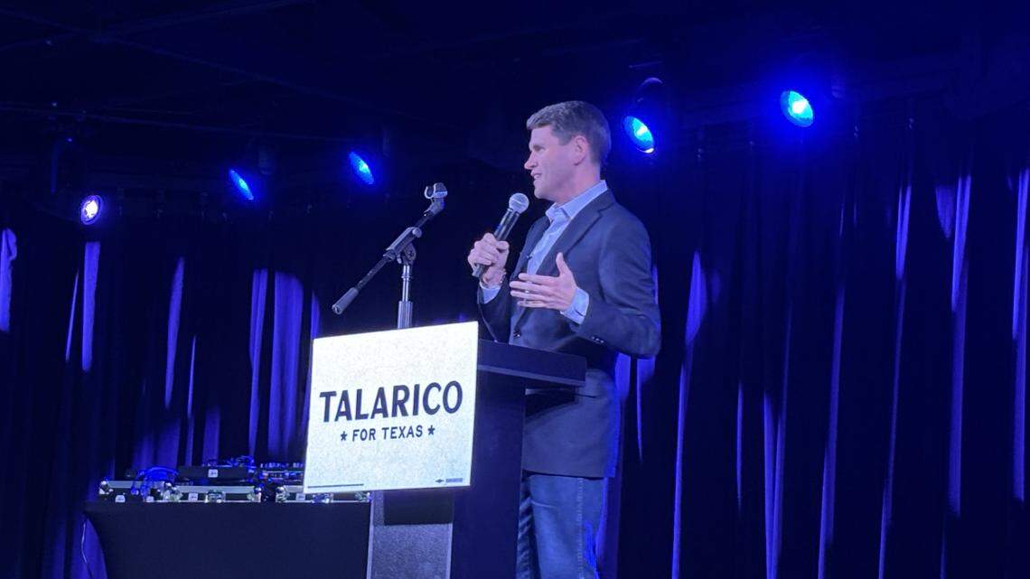 Talarico stops in DFW to campaign on love ahead of election