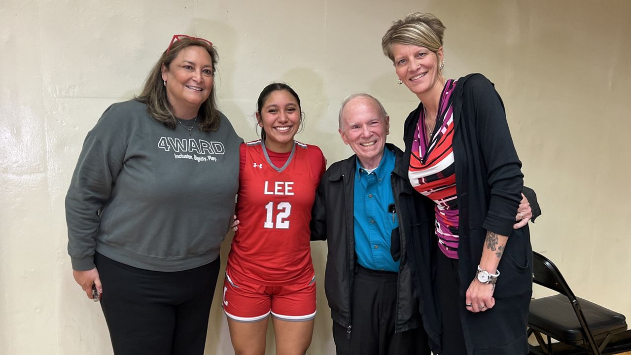 San Antonio high school hooper blazes a trail