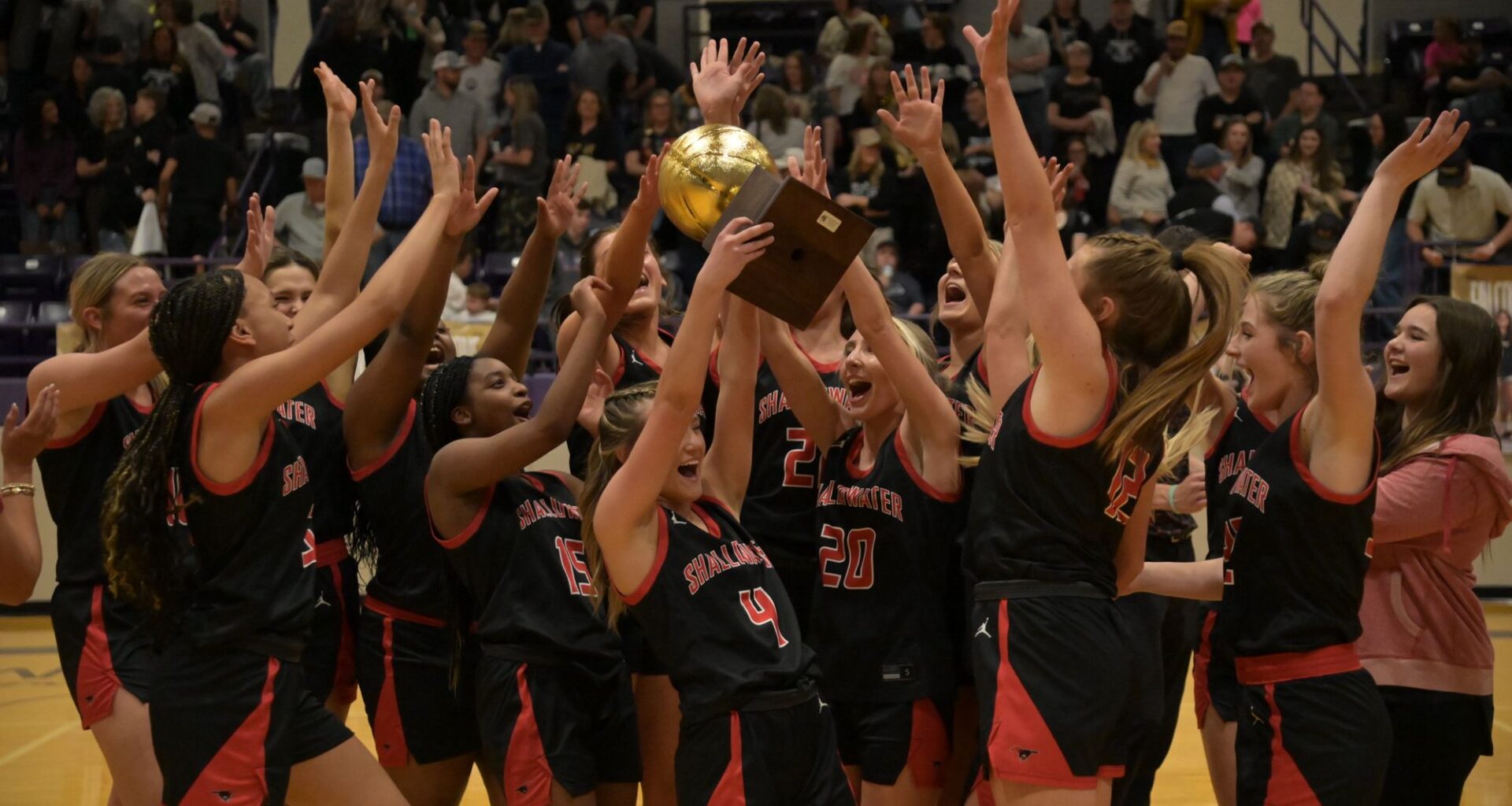 Shallowater handles Bushland to win UIL Region I-3A Division I championship, Frenship, Lubbock Monterey, Lubbock-Cooper Liberty all fall