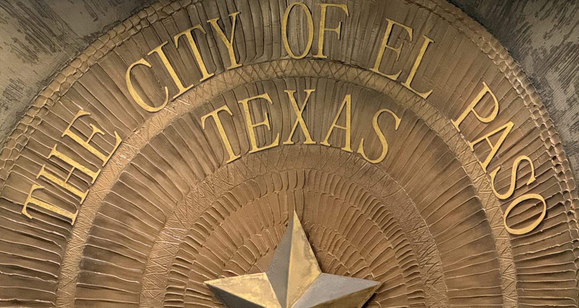 Borderland residents speak against ICE detention facilities in El Paso during city council meeting