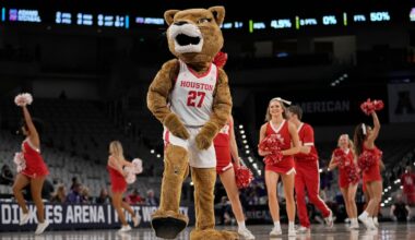 Watch Houston vs Arizona free: Time, TV and odds today