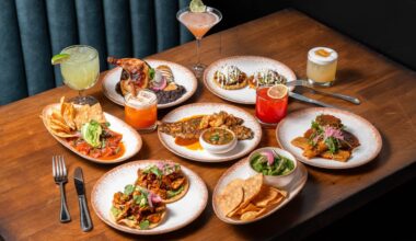 Openings and Closings: Hola Johnny Rita's, Adios Blanco