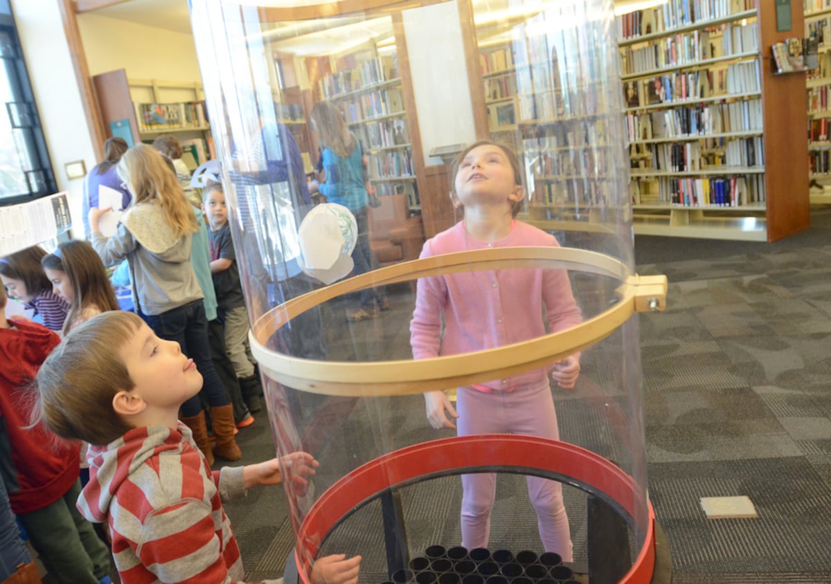 Plano Library hosts SciTech STEM workshop – Shaw Local