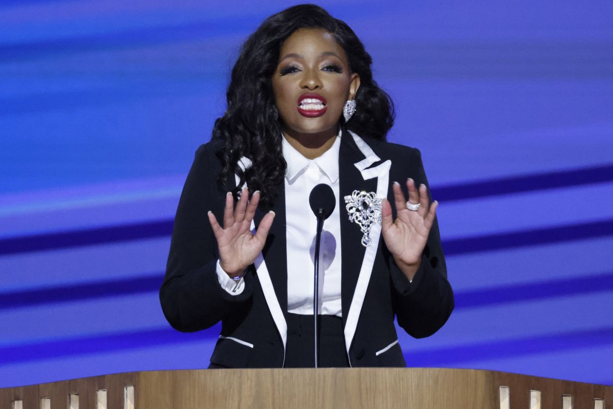 Kamala Harris endorses Rep. Jasmine Crockett in Texas Senate Democratic primary