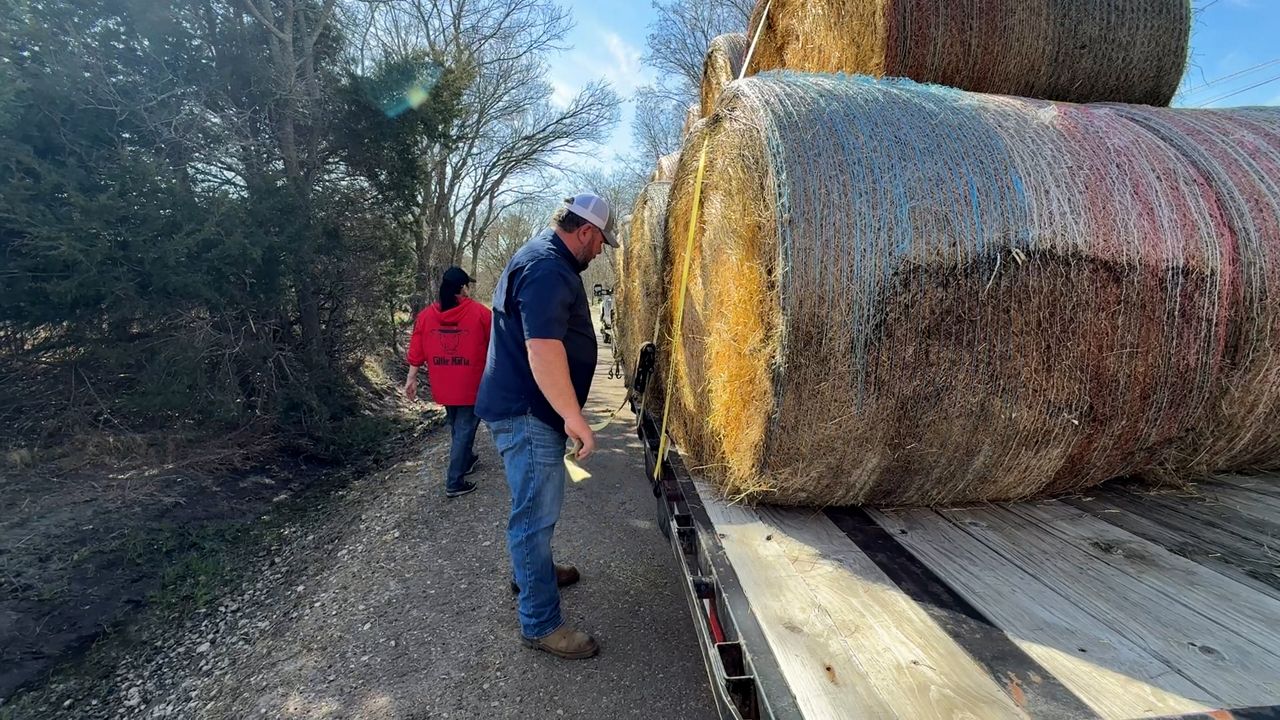 North Texas ranchers send aid for Panhandle wildfire relief