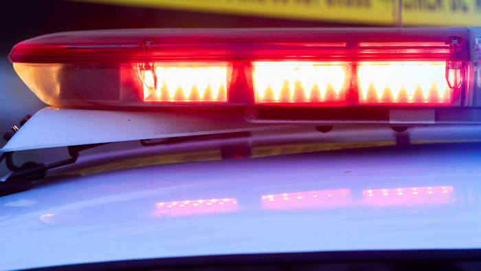 Police investigate crash on Gulf Freeway after driver found with gunshot wound