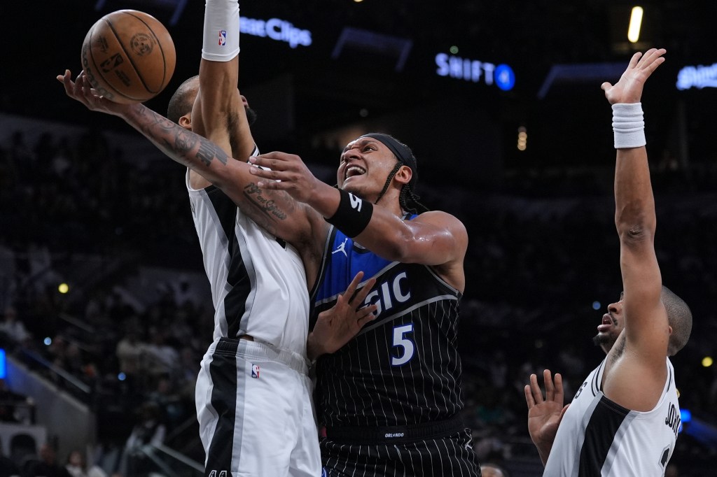 Orlando Magic falter at San Antonio