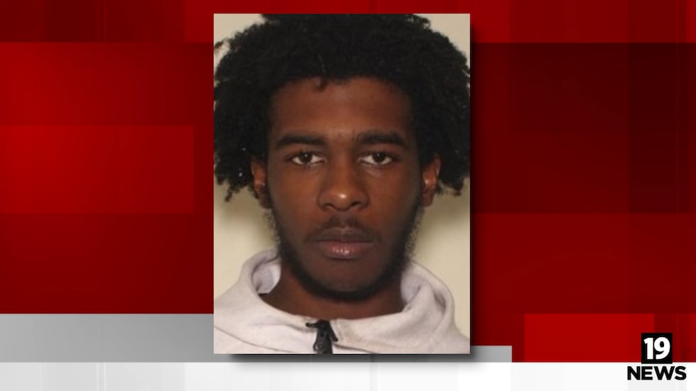 Reward offered for man wanted for murder in Texas, known to frequent Cleveland and Akron areas