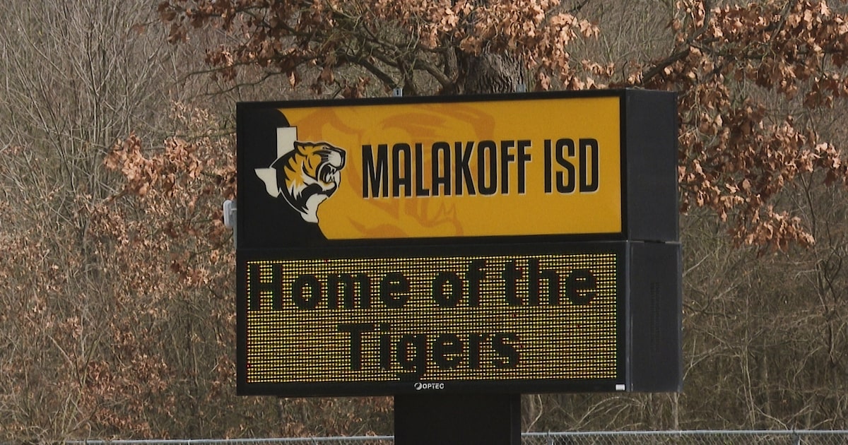 Some Texas, U.S. schools cancel class pictures after online posts surrounding Epstein