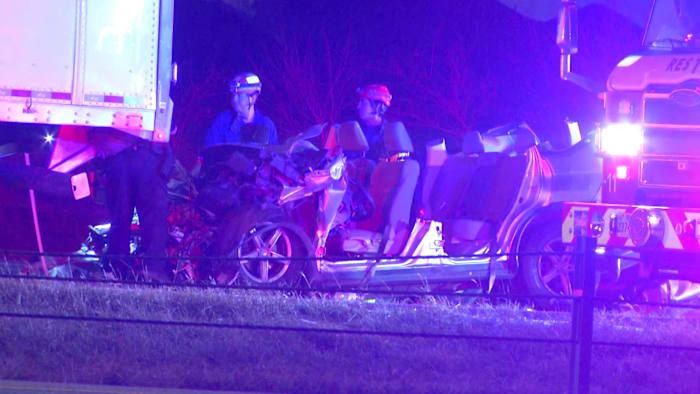 Woman pinned underneath 18-wheeler after crash on I-35, San Antonio police say