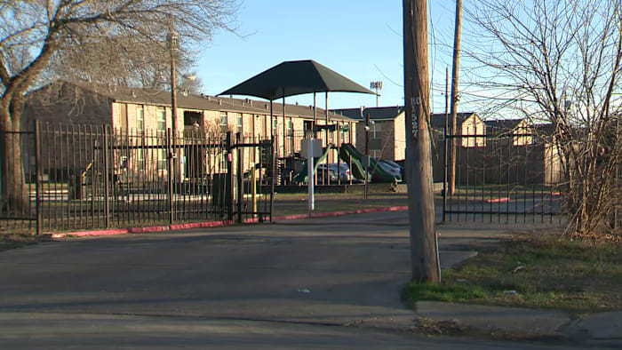 Dog bites, injures 2 women at West Side apartment complex, SAPD says