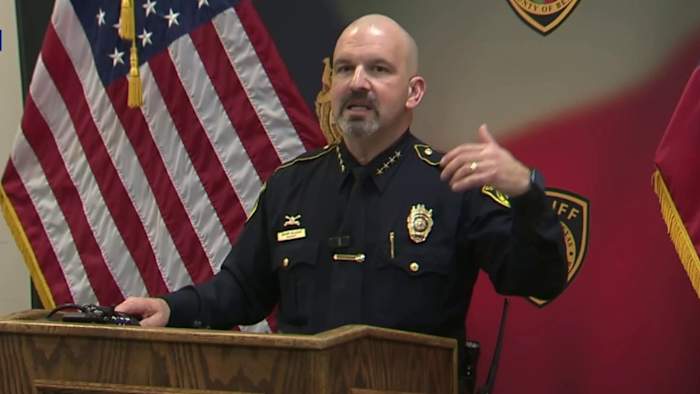 Women scammed out of $47,500 in separate cases, Bexar County sheriff says