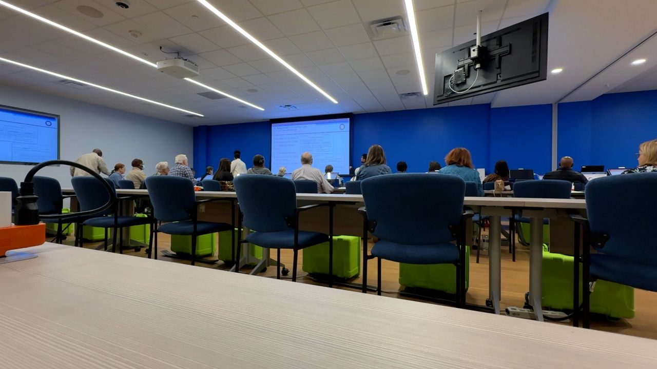 Texas poll workers participate in election training sessions