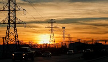 Warm Wednesday brings elevated wildfire threat to North Texas