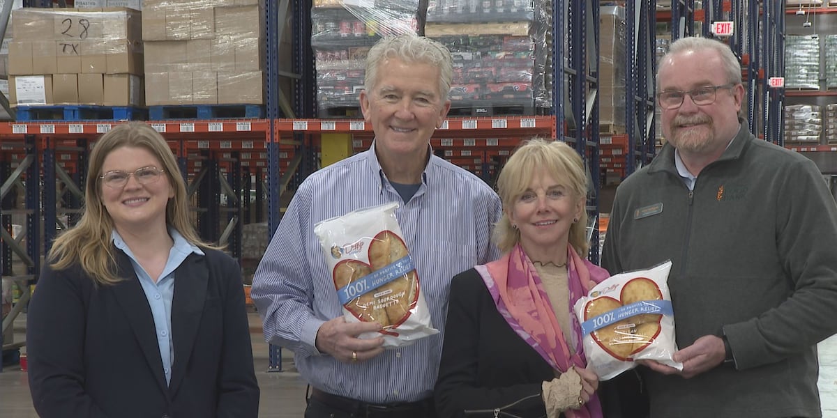 ‘Dallas,’ ‘Happy Days’ stars bring artisan bread line to Lexington, donate $10,000 to hunger relief