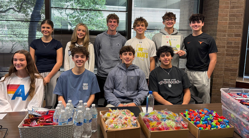 Teens, Adults Help Catch Up and Read Close Literacy Gap