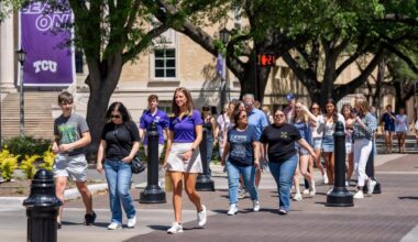 How TCU campus tours continue to evolve – TCU 360