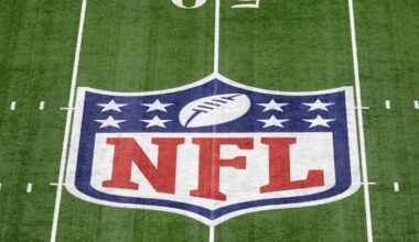 Kick off Super Bowl Sunday with food deals, watch parties in San Antonio area