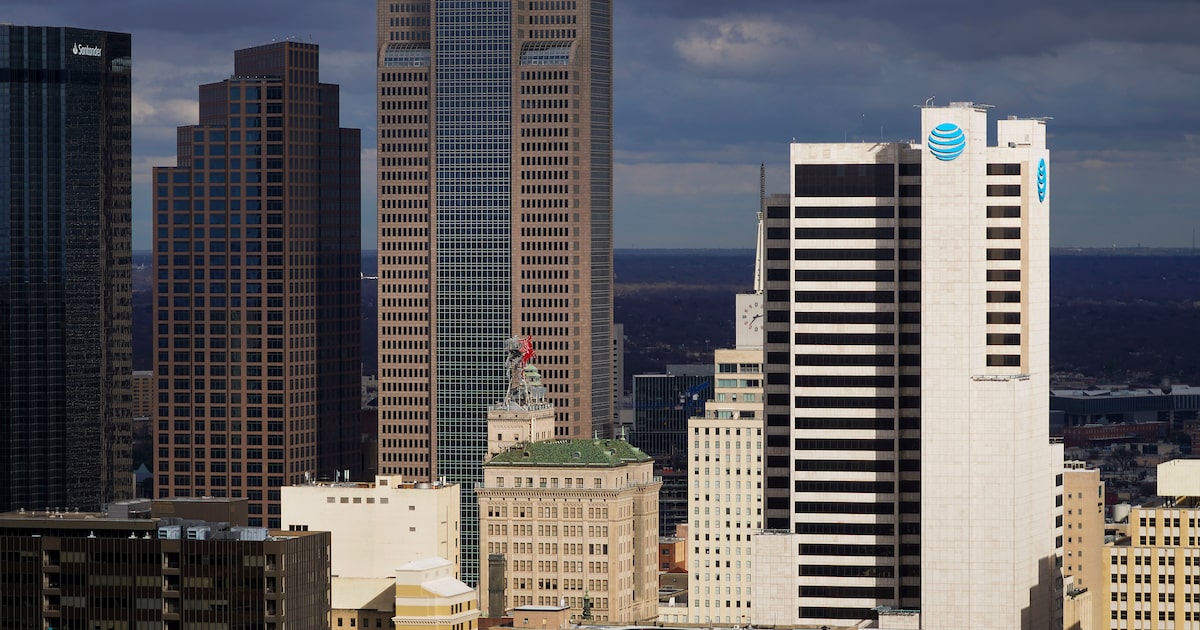 ‘Comerica’ staying in Dallas skyline as Fifth Third merger closes, CEO Tim Spence says