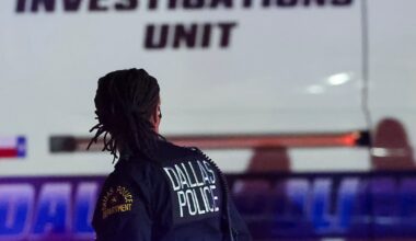 Dallas police release body-cam video of Red Bird apartment gunfight with armed suspect