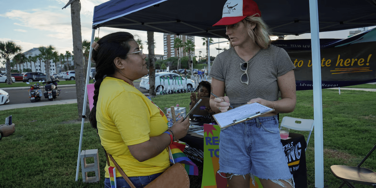 Postal Service Changes Mean Texas Voters Shouldn’t Wait To Mail Voter Registrations and Ballots