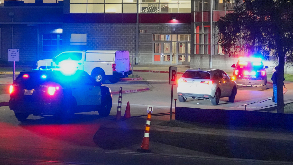 1 injured in shooting near Del Valle High School, police say