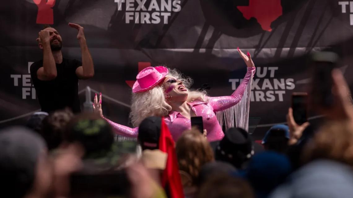 Appeals court clears way for Texas drag ban to take effect in March