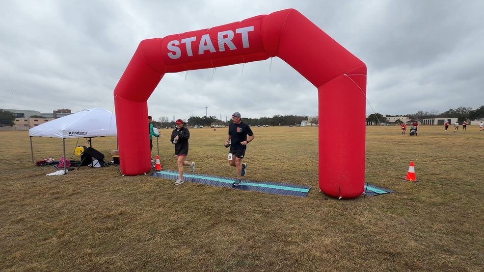 Cupid's Chase 5K (photo: Chikage Windler)