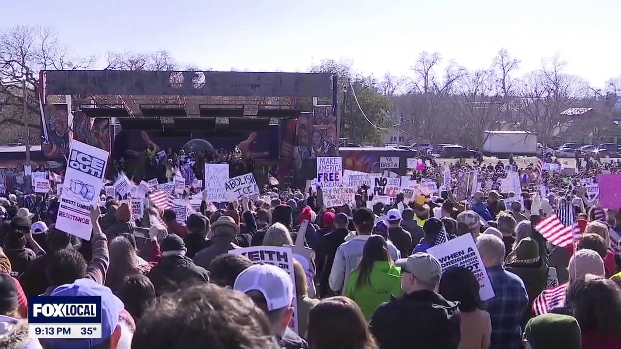 Thousand gather in Austin for anti-ICE protest