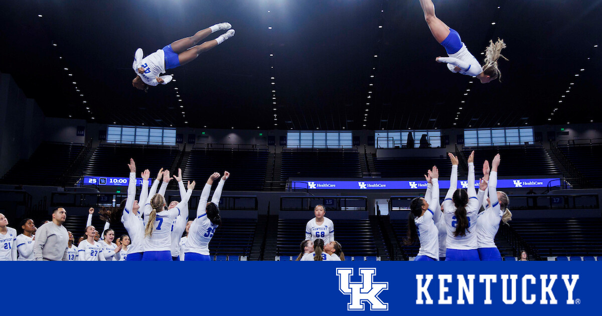 Kentucky STUNT Splits Two Games in Dallas on Saturday – UK Athletics