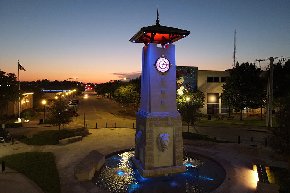 Night view of Mineral Well Public Plaza