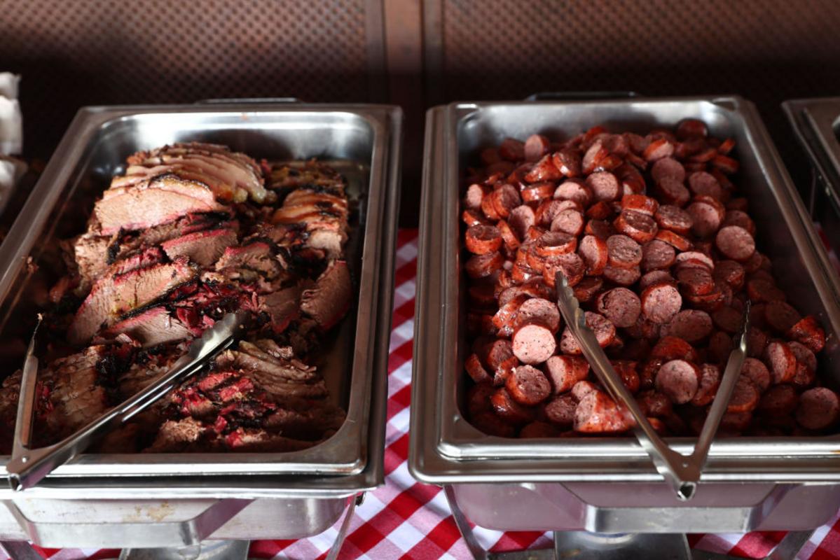Top Barbecue Spots In Lubbock To Savor Delicious Smoked Meats