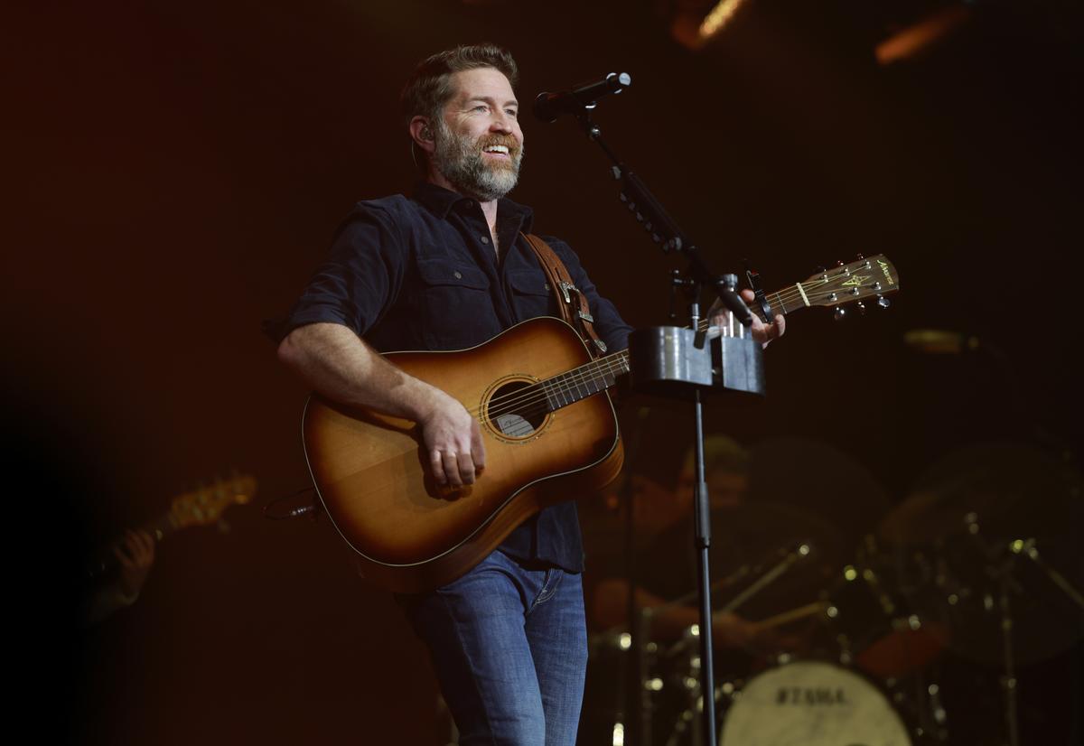 See The Legend Live In May 2026