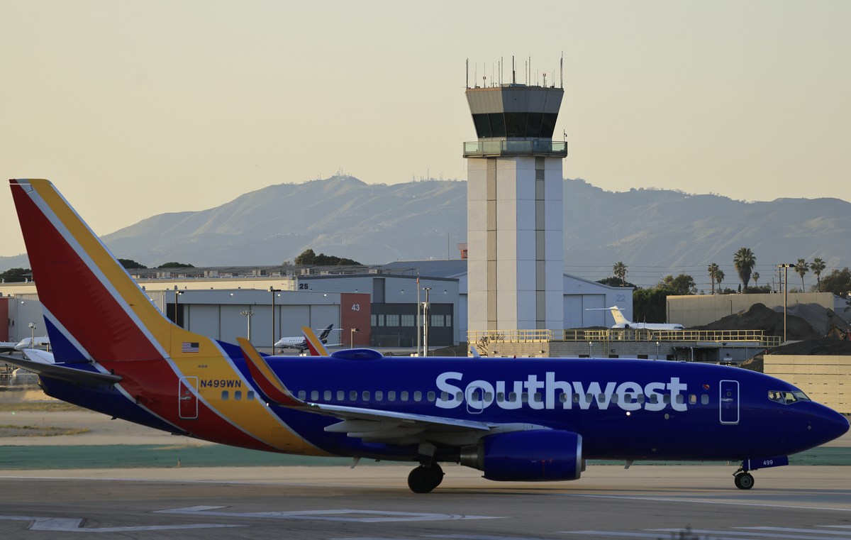 Impacts Of El Paso's Temporary Flight Restrictions Explained