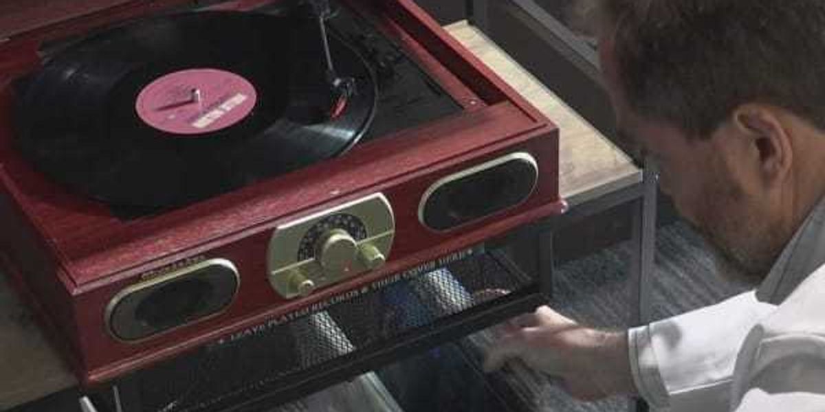 Austin doctor gets to know patients through vinyl records