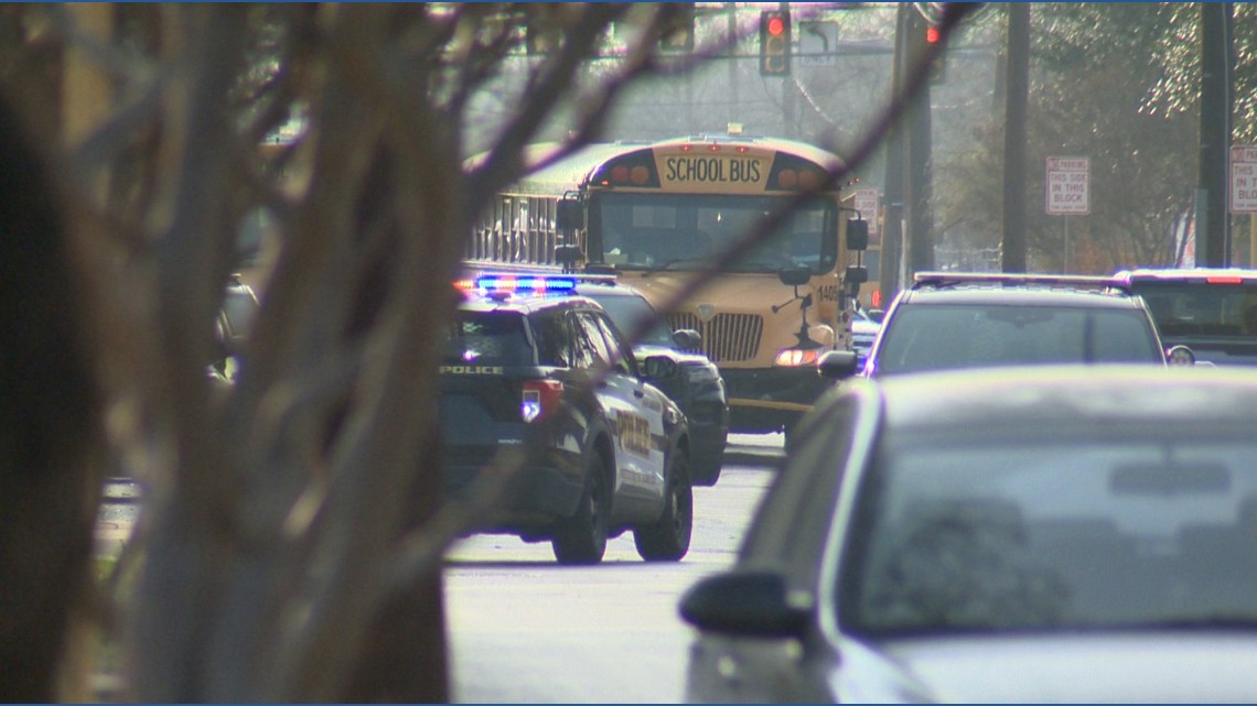 Police respond to Harlandale HS for report of student with handgun; lockdown lifted