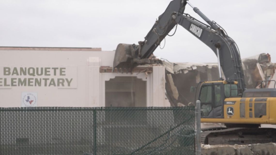 Banquete ISD begins demolition of historic school to pave way for new junior high campus