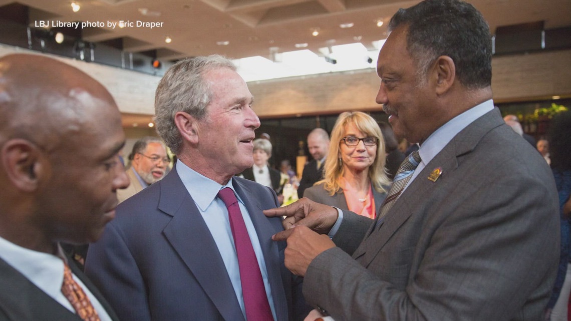 'Like you just met a giant' | Central Texans recall meeting Rev. Jesse Jackson, honor impact