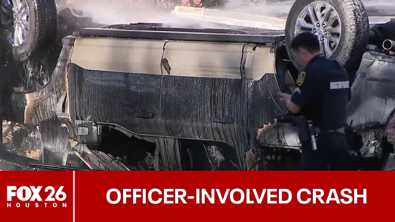 Houston chase suspect hits detective vehicle before crashing into building