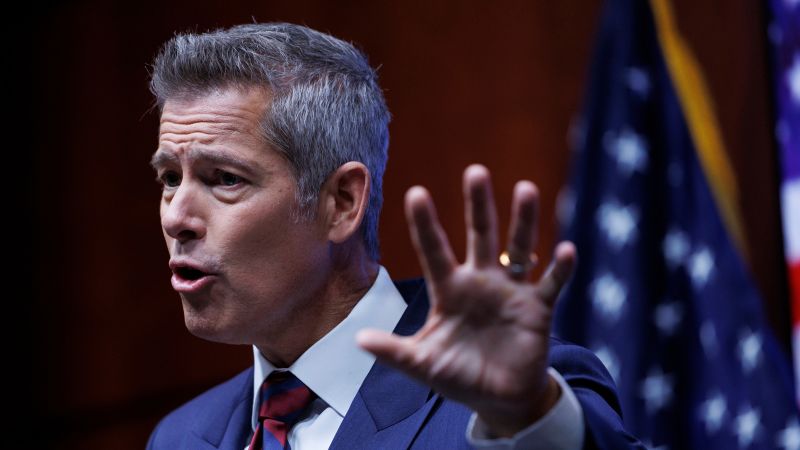 Transportation secretary says it was not a mistake to close airspace around El Paso