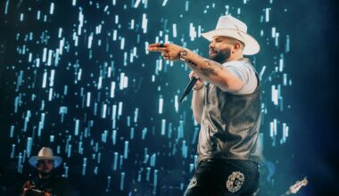 Carin León in concert in Dallas, solo onstage.