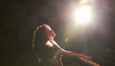 New Casa Mañana season sees local versions of Broadway faves