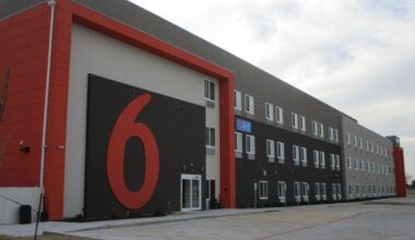 Motel 6 Owner Pulls Back From Hotel Owners Group