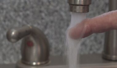 Plano residents say they've 'been without hot water' for weeks