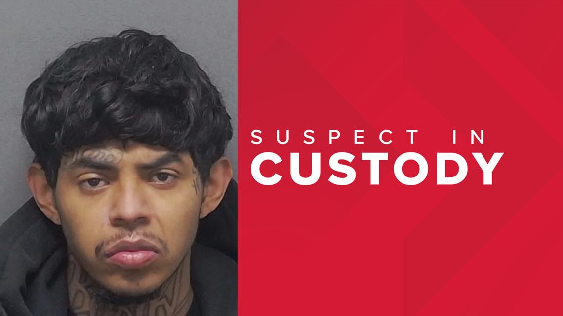 AFFIDAVIT: Man accused of pointing gun at woman's head, takes off in SA bus stop after confrontation about stolen money