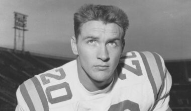 President Trump’s NFL pardons include former Houston Oilers star and Heisman Trophy winner