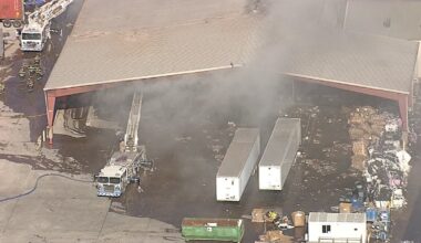 Fort Worth firefighter injured in 2-alarm fire at a warehouse – NBC 5 Dallas-Fort Worth